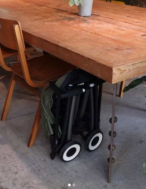 サイベックスリベル_コンパクト_テーブル下